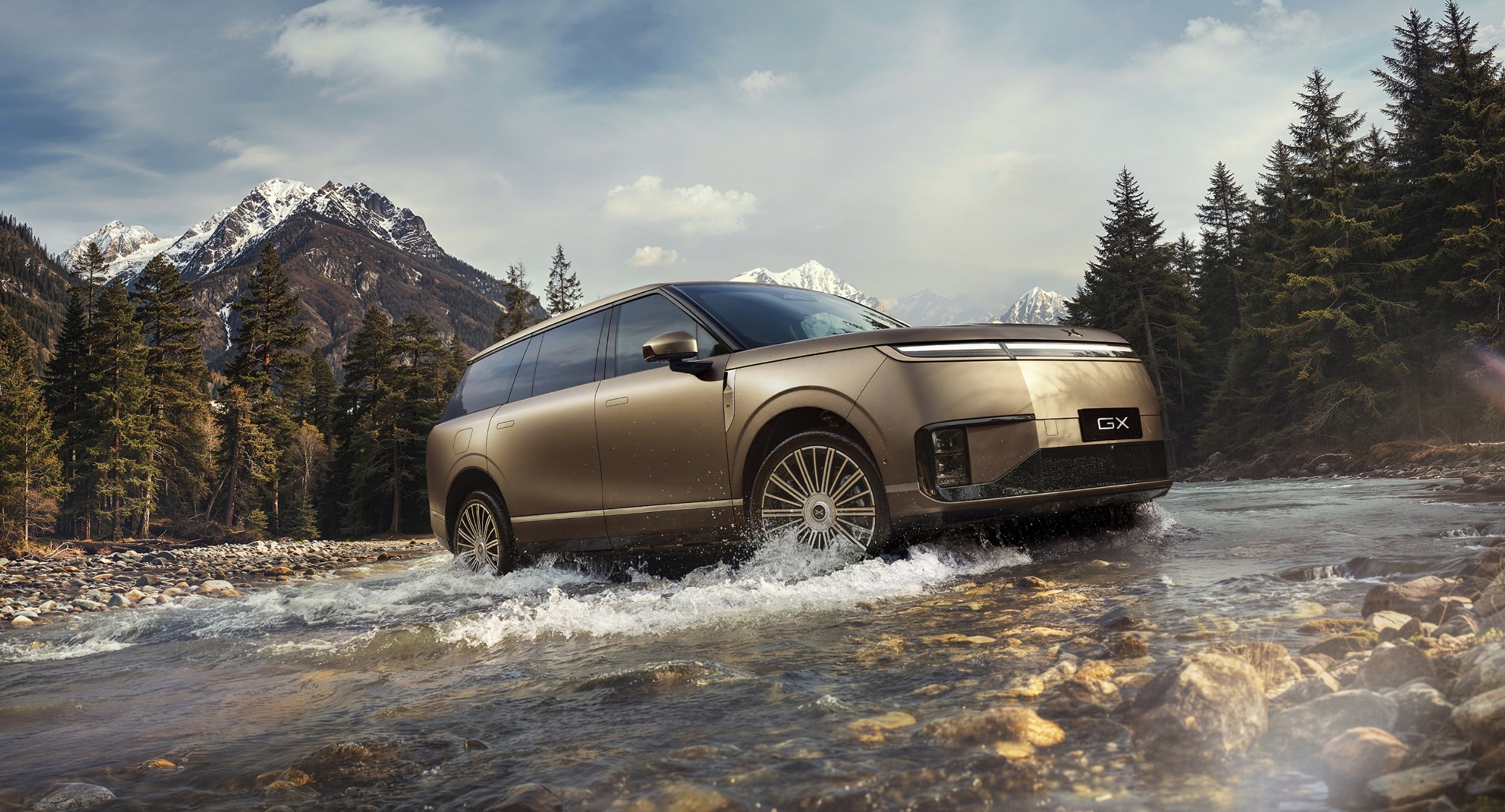 Гибридный автомобиль Xiaopeng GX PHEV